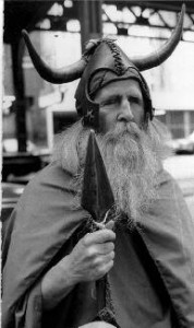 Moondog_dressed_as_Odin